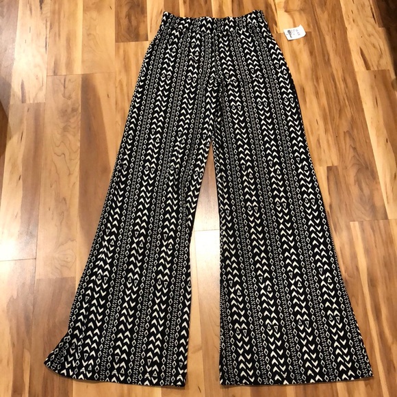 tight patterned flare pants